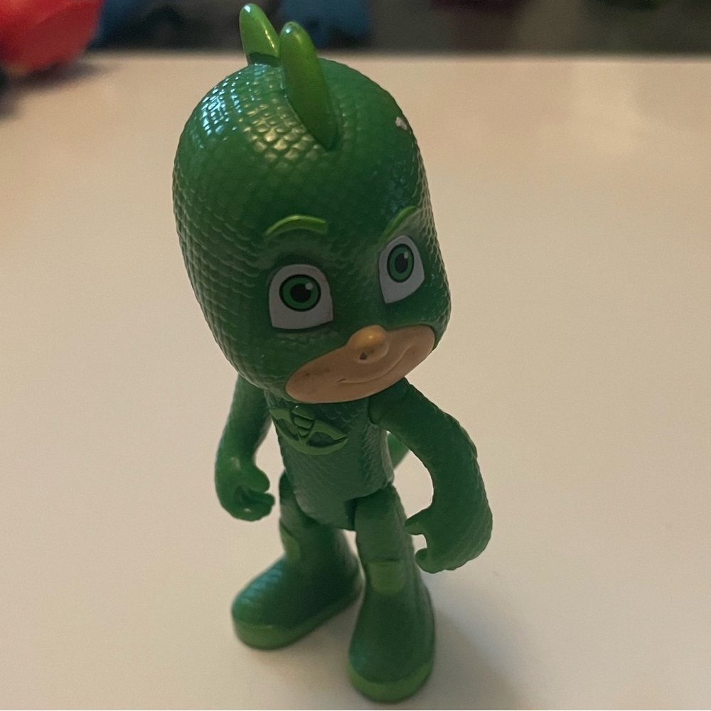 Disney Pj masks Gecko Action Figure Toy - green